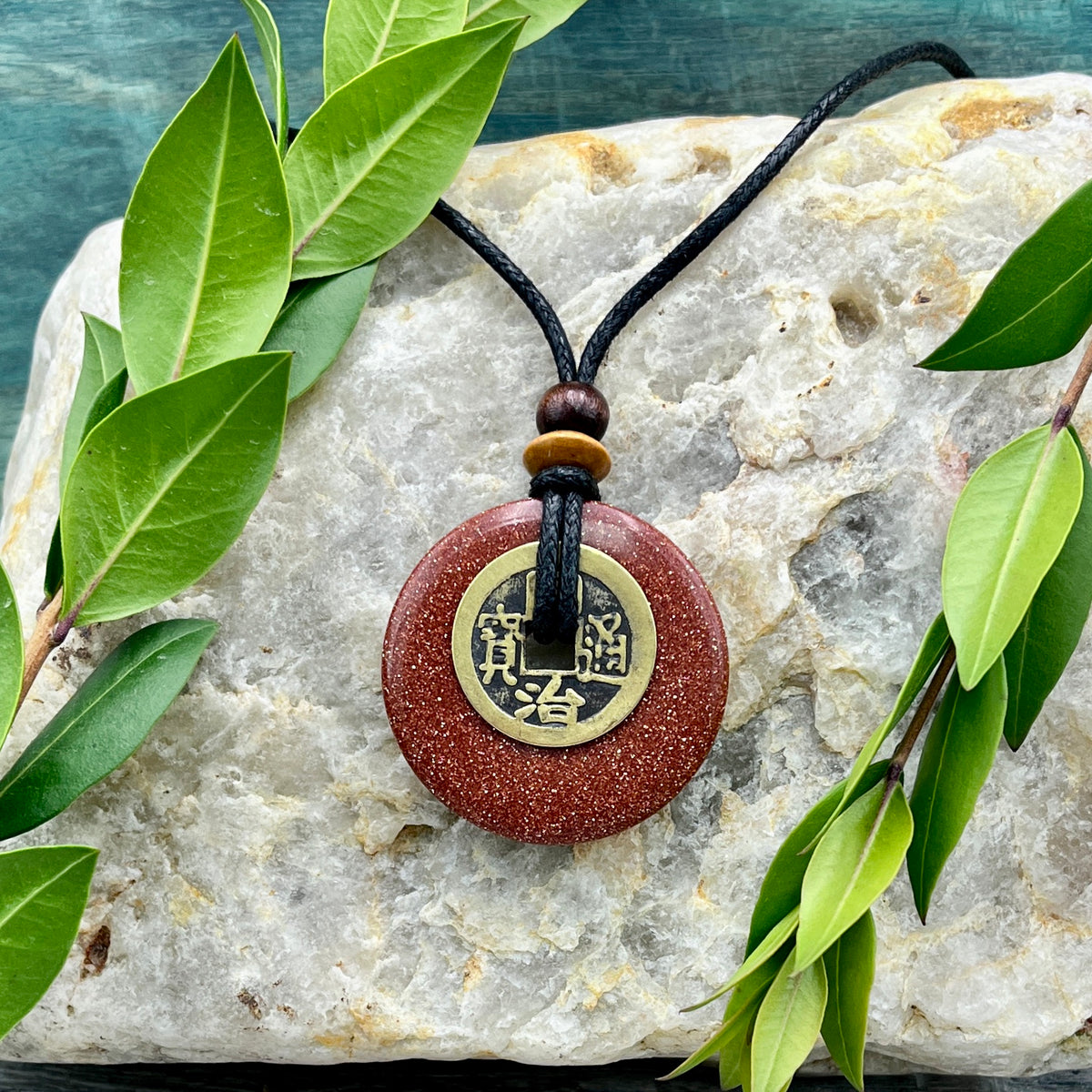 Friendship Goldstone Necklace 40mm