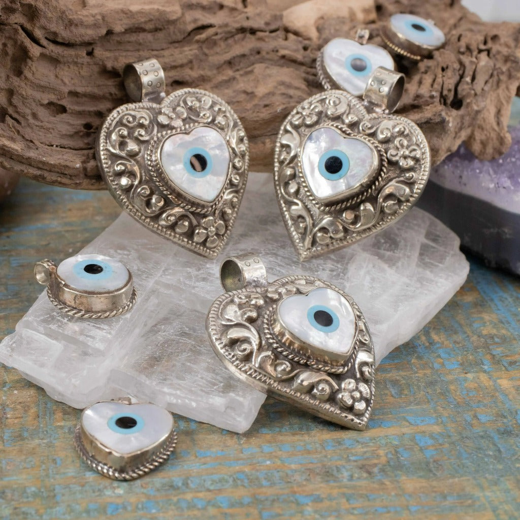 Evil Eye Pendant - Mother of Pearl - Turquoise - Onyx