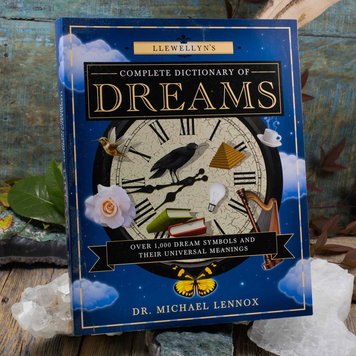 Llewellyn's Complete Dictionary of Dreams